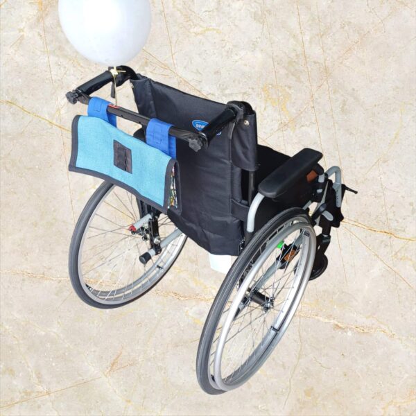 Pochette adaptable pour fauteuil